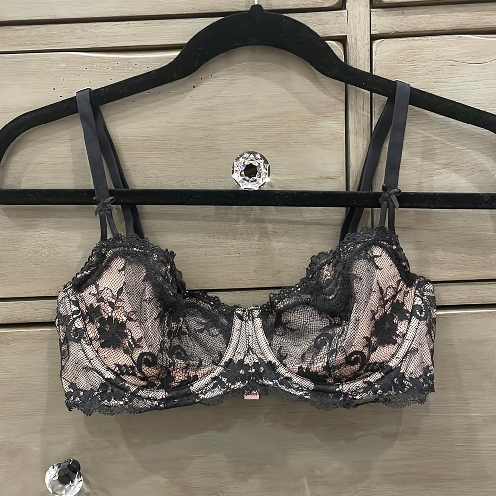 Victoria’s Secret Bra 34C - Black